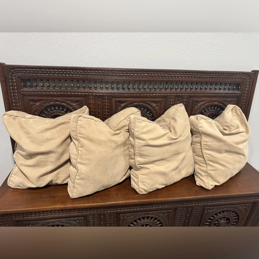 Set of 4 Beige Throw Pillows